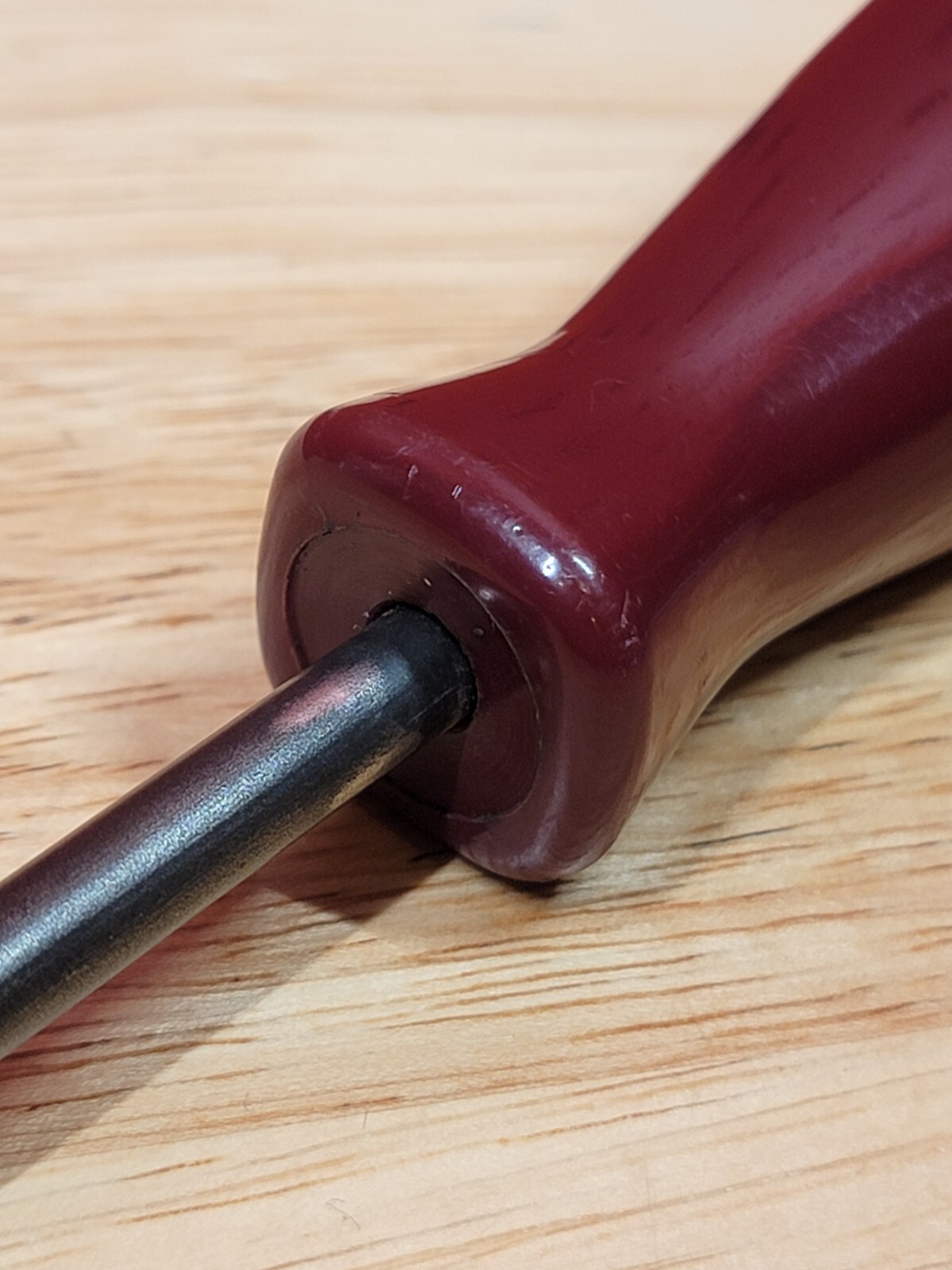 MATCO Tools SDMT27 T27 Torx Burgundy Hard Handle Driver