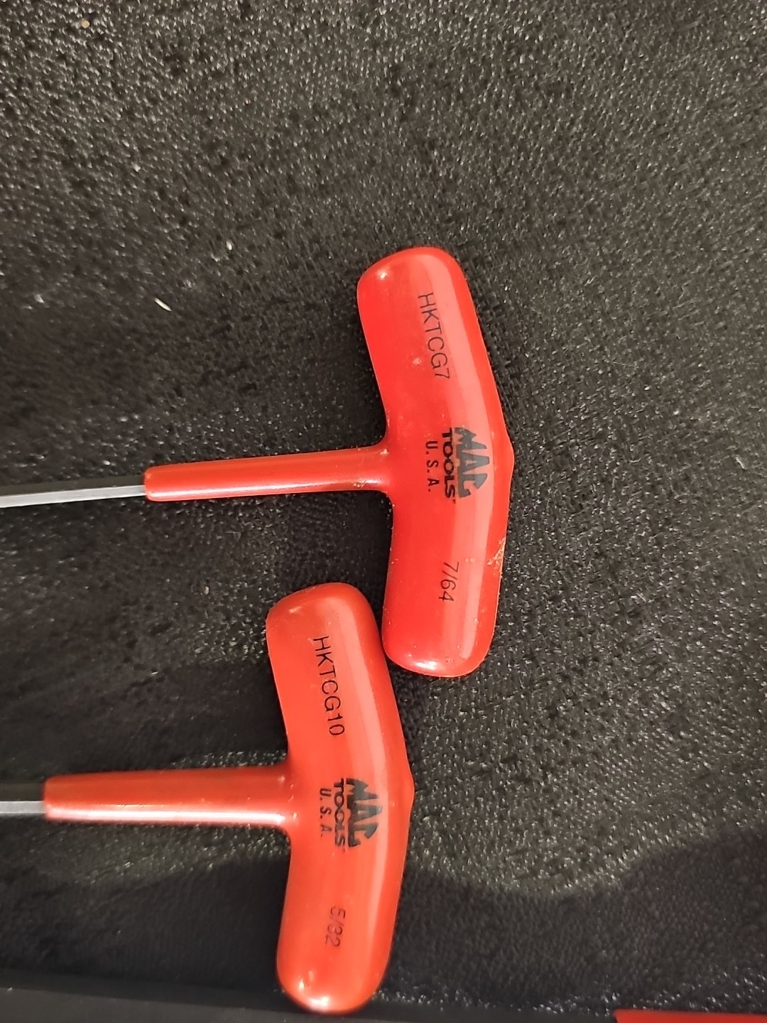 Mac Tools 9PC 3/32″ – 5/16″ SAE T-Handle Hex Allen Wrenchs SHKT10CGP Missing One
