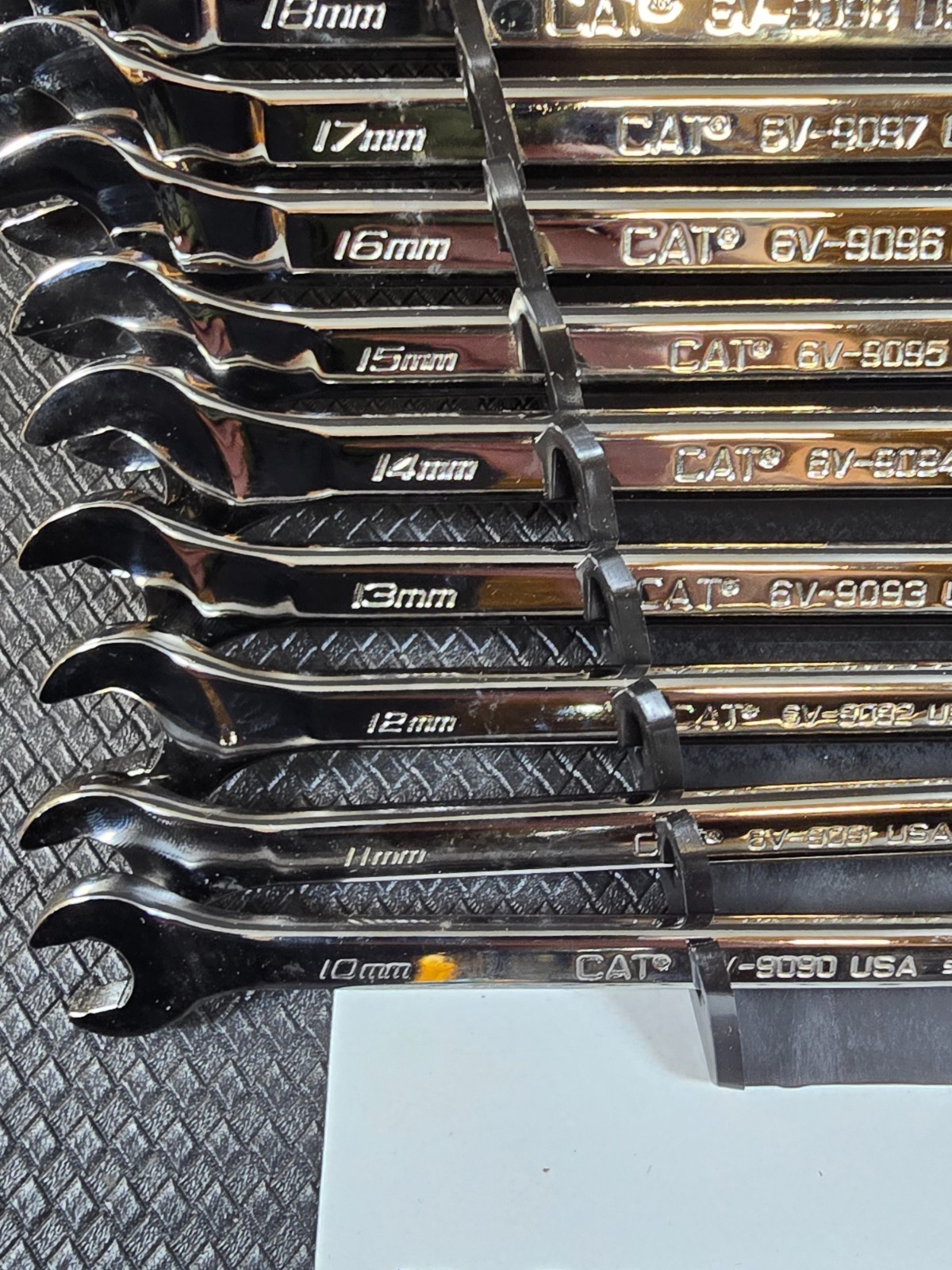 Caterpillar Cat Tools USA 10pc Metric Combination Wrench Set Snap On 233-1632