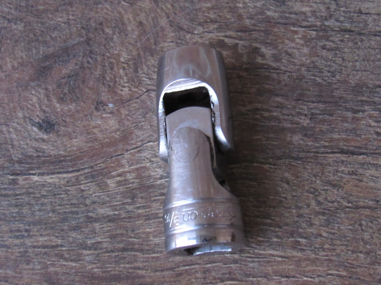 SNAP ON SU18 1/2″ DRIVE 9/16″ 6 PT SAE UNIVERSAL FLEX SWIVEL SOCKET UNDERLINE SU