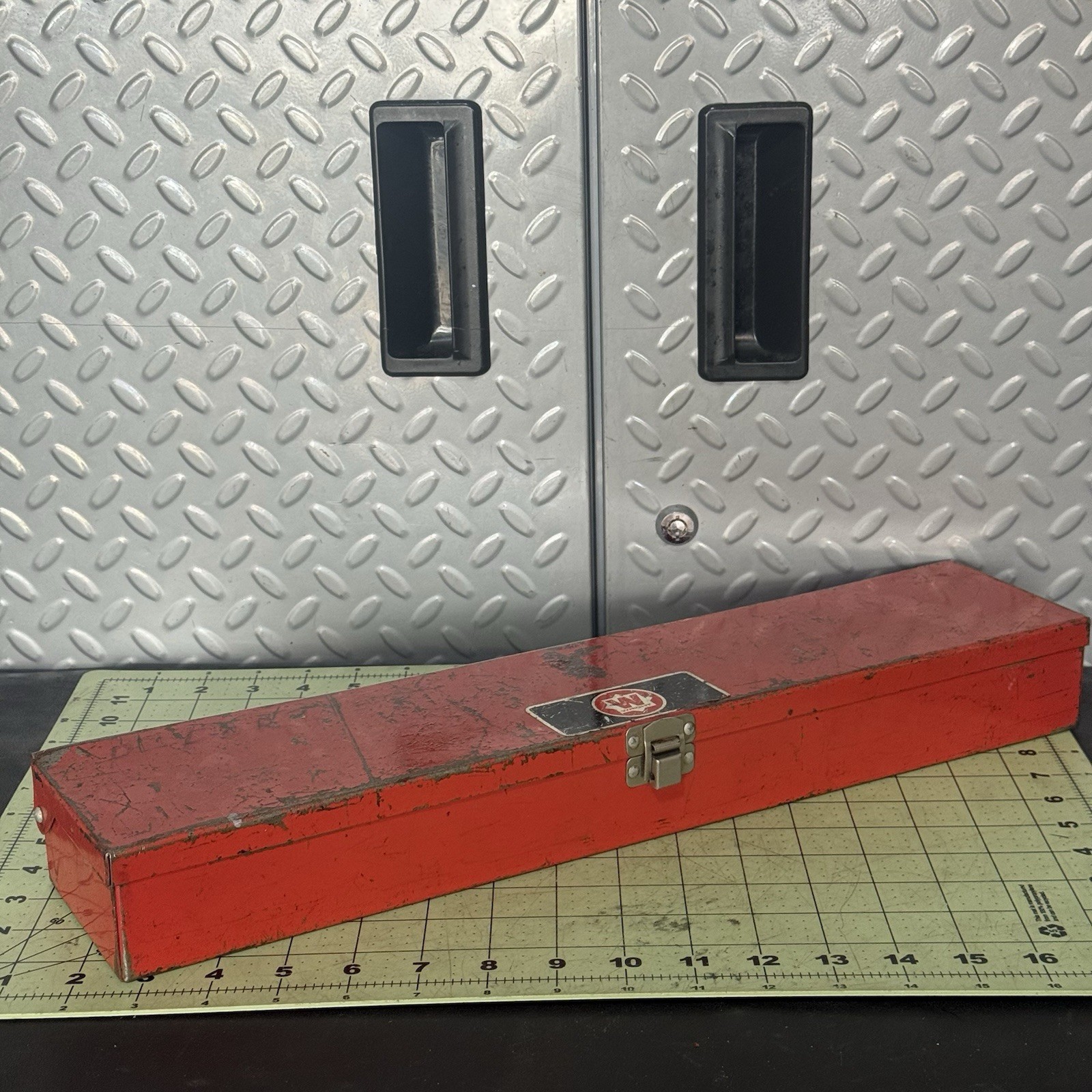 Lot of 14 Wright 1/2” Drive Sockets and Metal Case