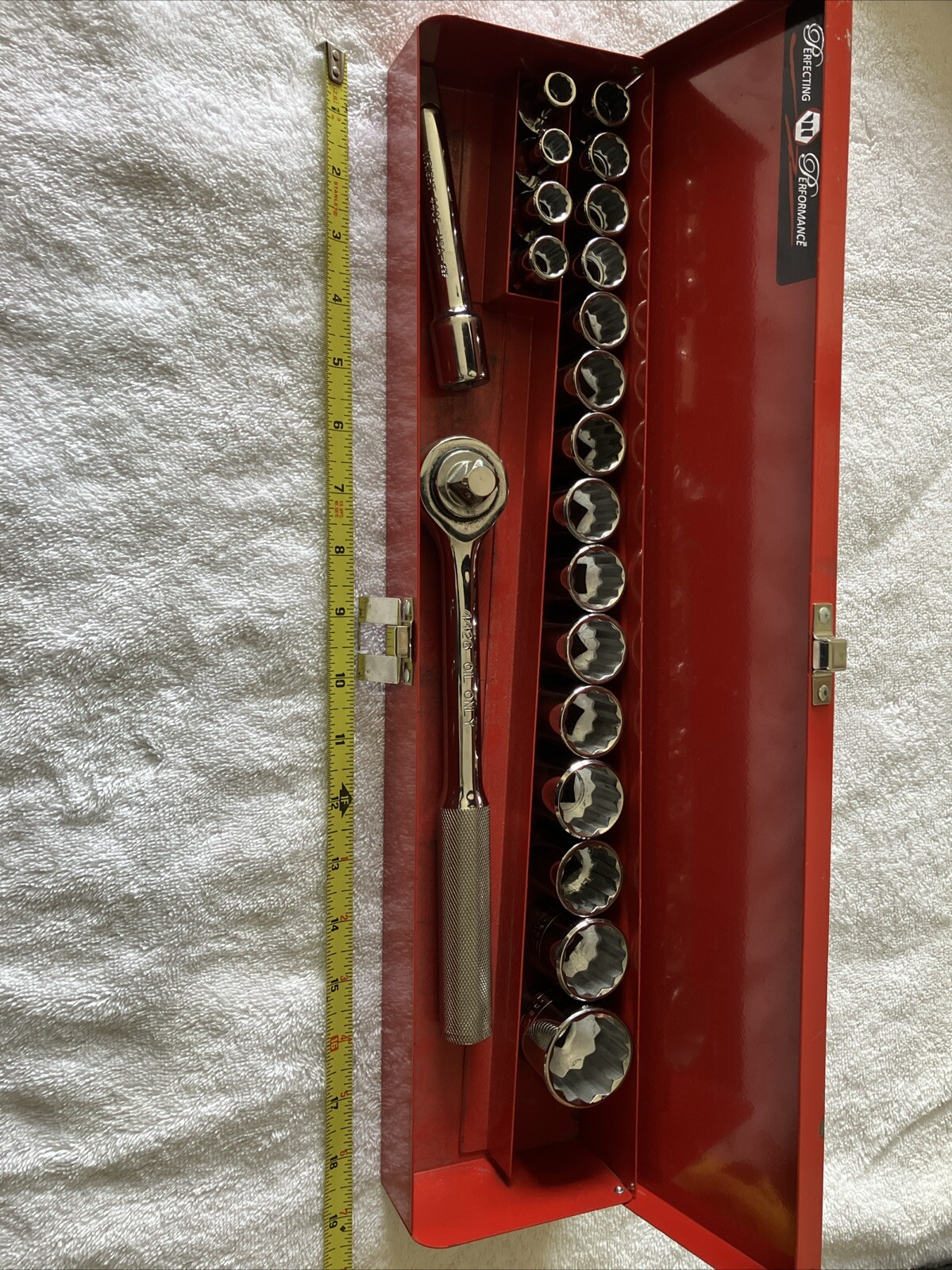 Wright 1/2 12 Point Socket Set, Ratchet, Red Metal Box. Please See Photos.