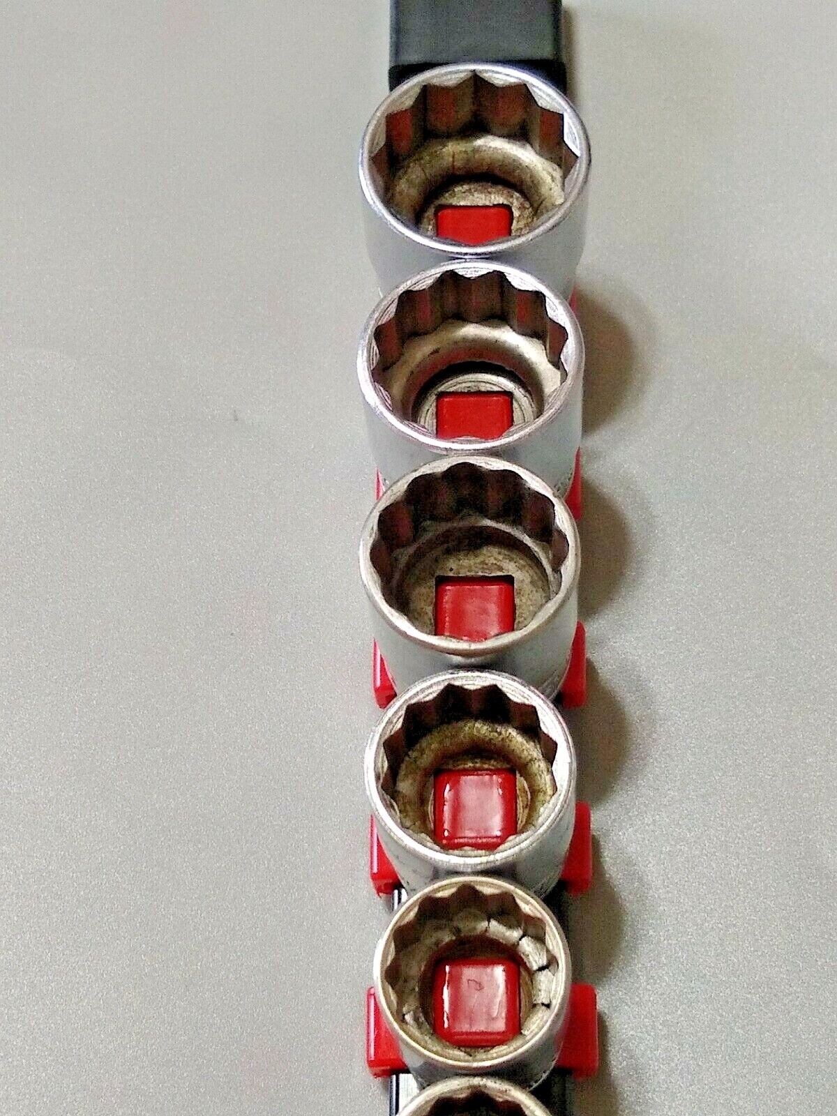 Snap On 10-Piece, 3/8″ Dr Socket Set, 5/16″ to 7/8″ Shallow 12Pt.