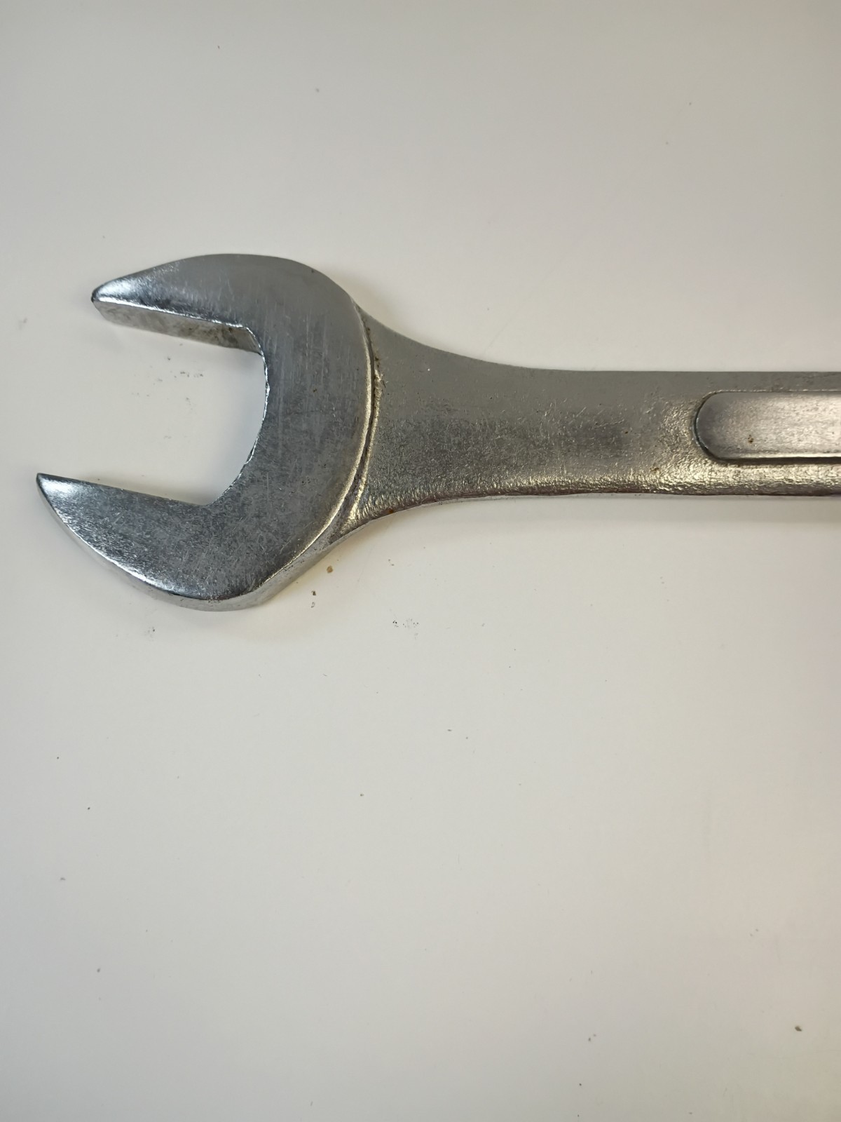 Unbranded Alloy Steel 1-1/2 Inch Wrench Made In China