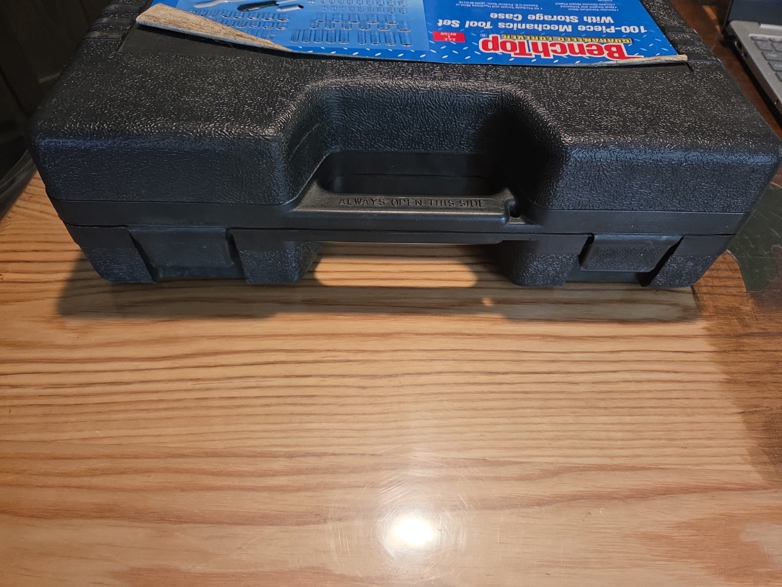 Benchtop 100 Piece Mechanics Tool Socket Set 1/4” 3/8” 1/2” Drive Metric & SAE