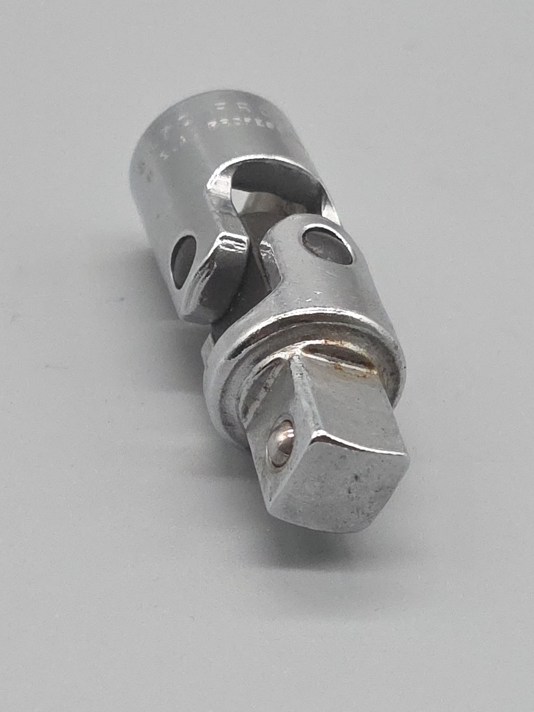 Proto 5470 1/2″ Drive Universal Swivel Adapter USA