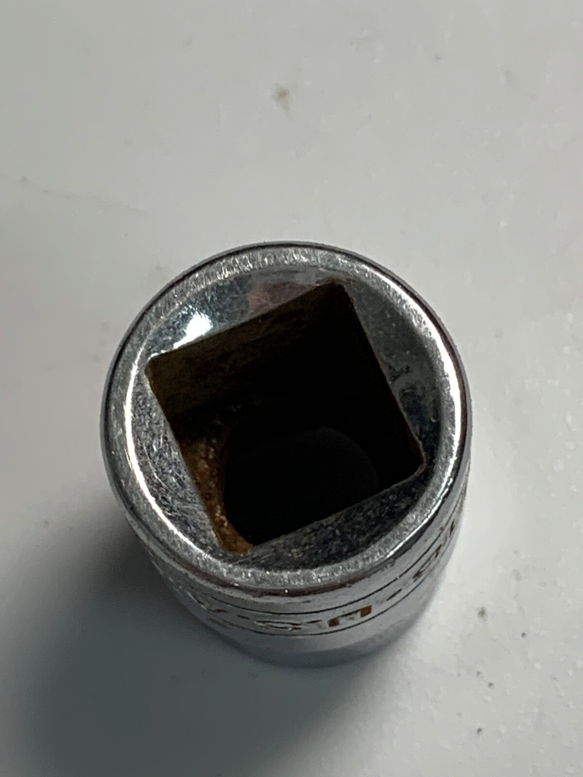 SK Hand Tools 40118 1/2″ Dr. 9/16″ 6pt Standard Fractional Chrome Socket