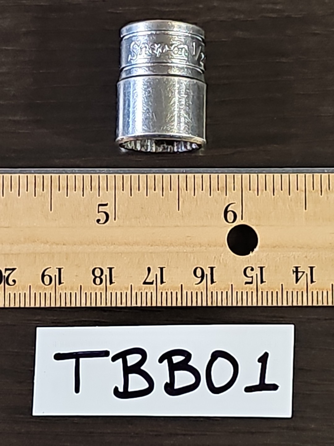 Snap-on Tools F-161 1/2” SAE Chrome 3/8″ Drive 12-Point Chrome Socket USA