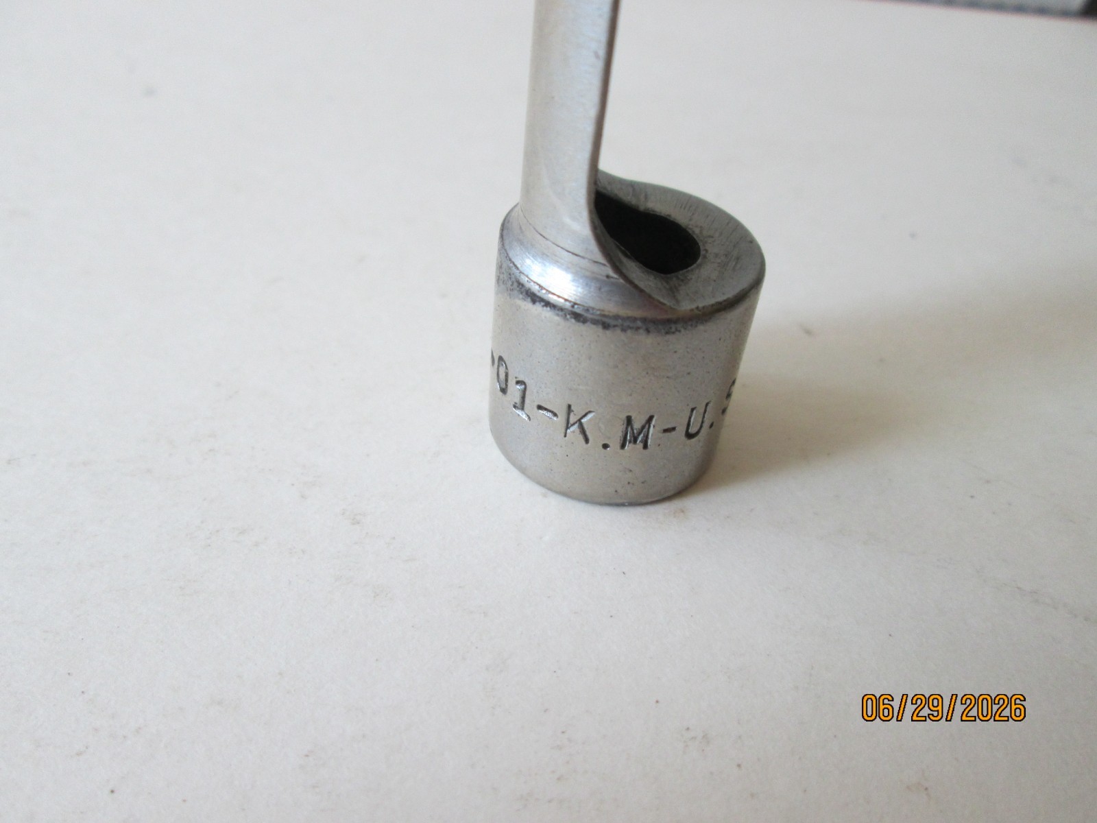 KENT MOORE SPECIALTY TOOL/WRENCH. J-8932-01-K.M. DIESEL FUEL LINE.