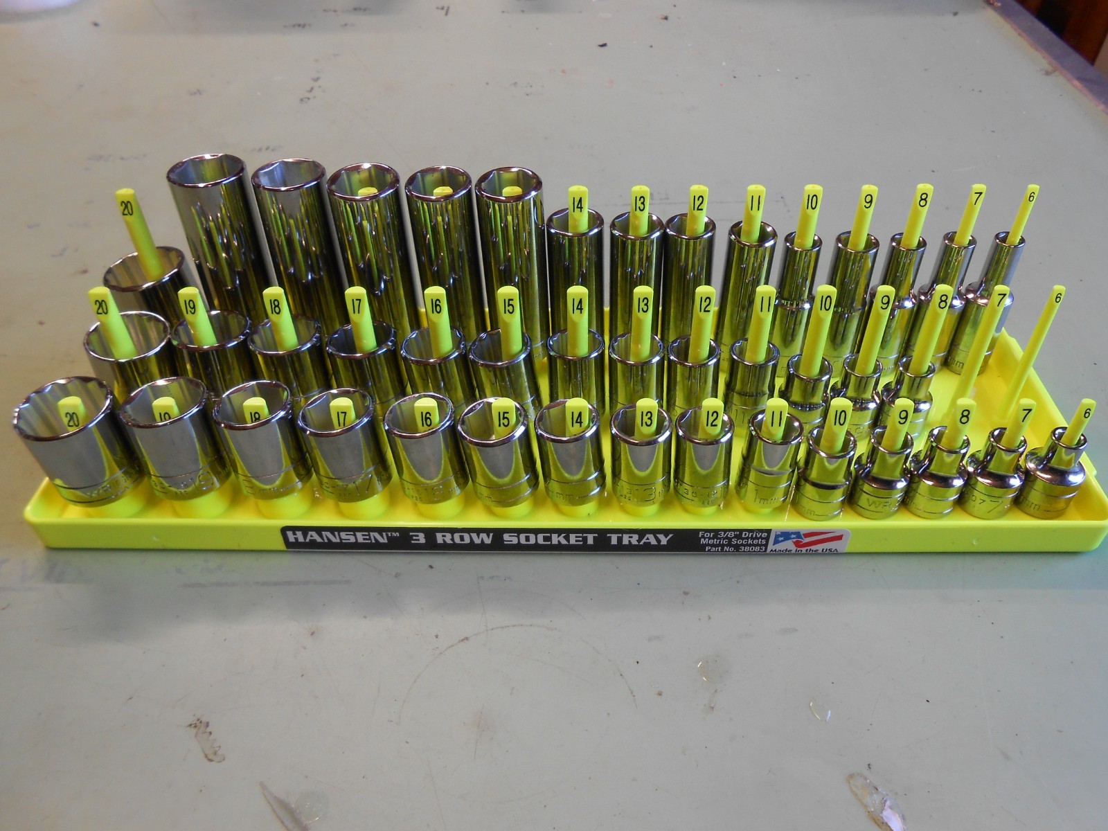 Wright Tool 3/8″ Dr Metric Standard and Deep Socket Set (43-Piece) with Tray