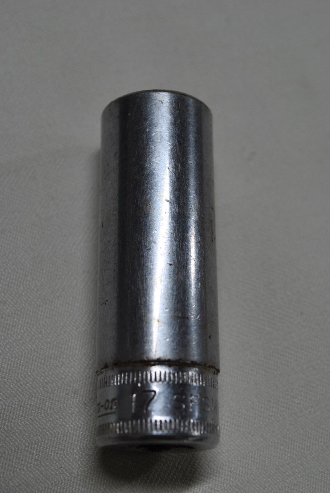 Snap On 3/8″ Drive 17mm Deep 6pt Metric Socket SFSM17