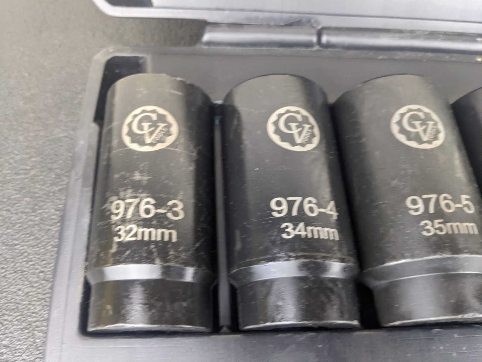 #bm646 CAL VAN TOOLS 976 12-POINT METRIC IMPACT AXLE NUT SOCKET SET