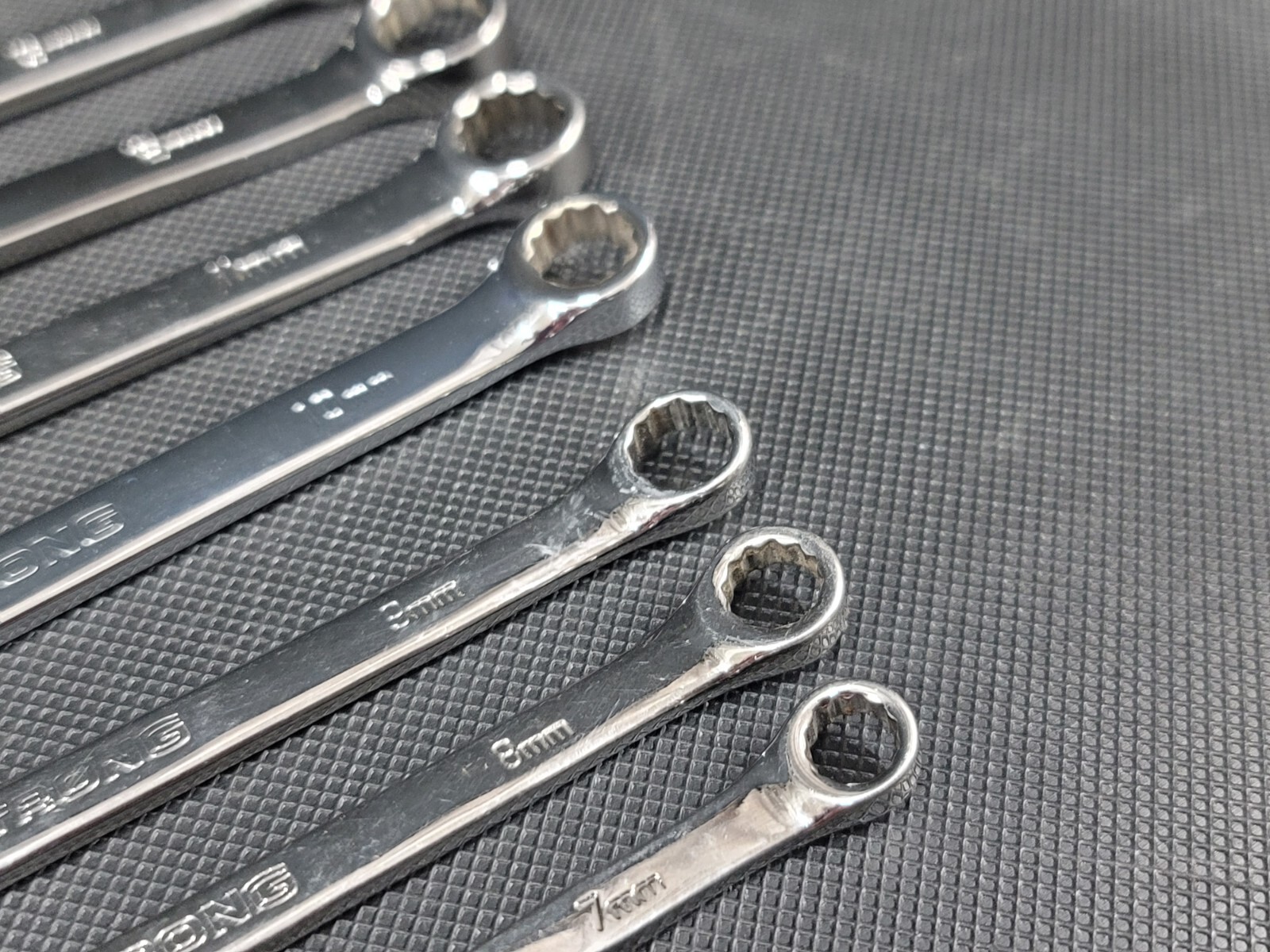 Armstrong Tools 15 pc 12 point Metric Combo Wrench Set 7-19mm & 21-22mm GMTK 52