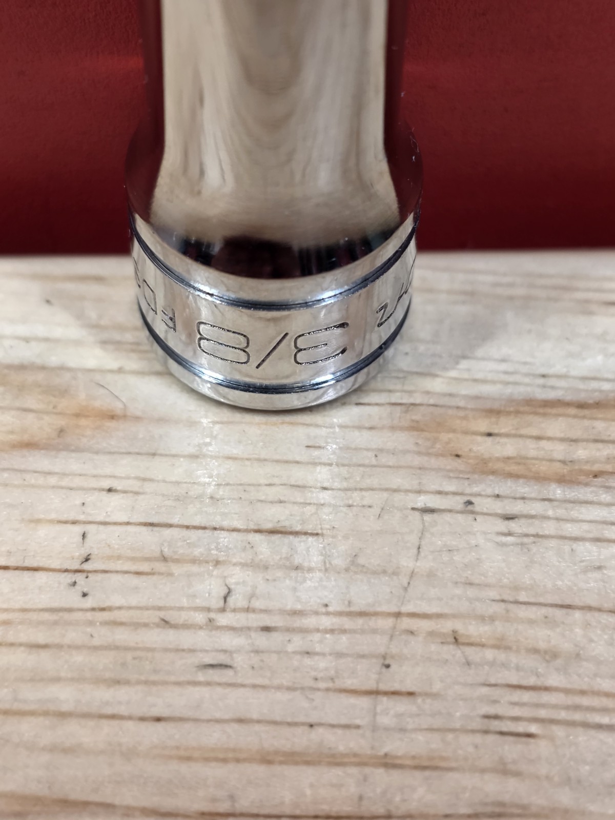 Snap-on Tools FDS121 3/8″ SAE 3/8″ Drive 12-Point Semi-Deep Chrome Socket