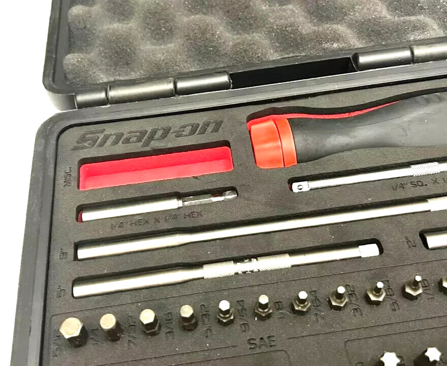 New Snap-on™ SGDMRC44FR RED Foam 44 Piece Ratcheting Screwdriver Master Set