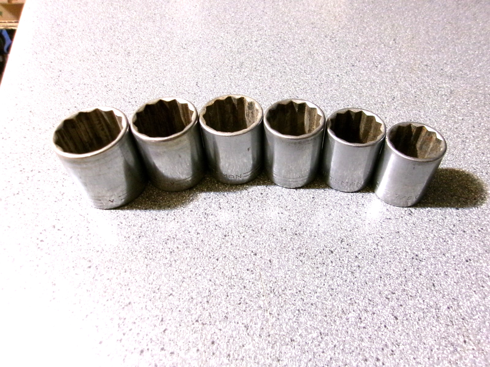 6 – Craftsman-V- 1/2″ dr. sockets 1-1/4, 1-1/8, 1-1/16, 1, 15/16, 7/8, 12pt gh0