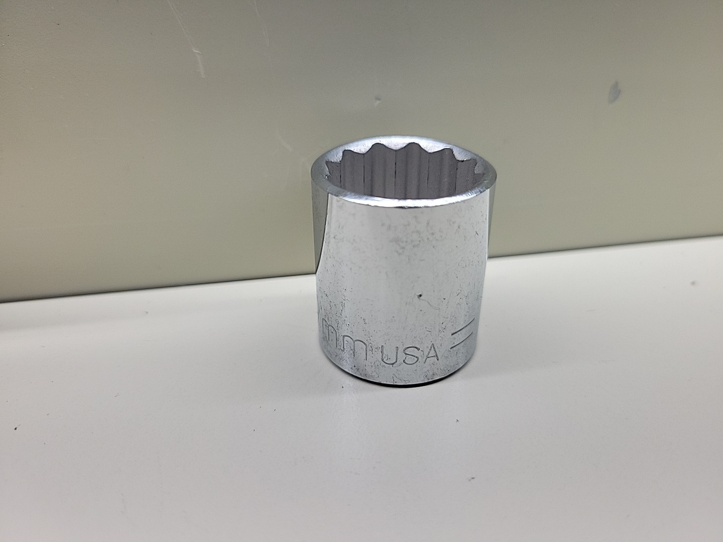 19mm Socket 3/8″ Drive 12 Point Standard For: Homeowner Craftsman Mechanics USA