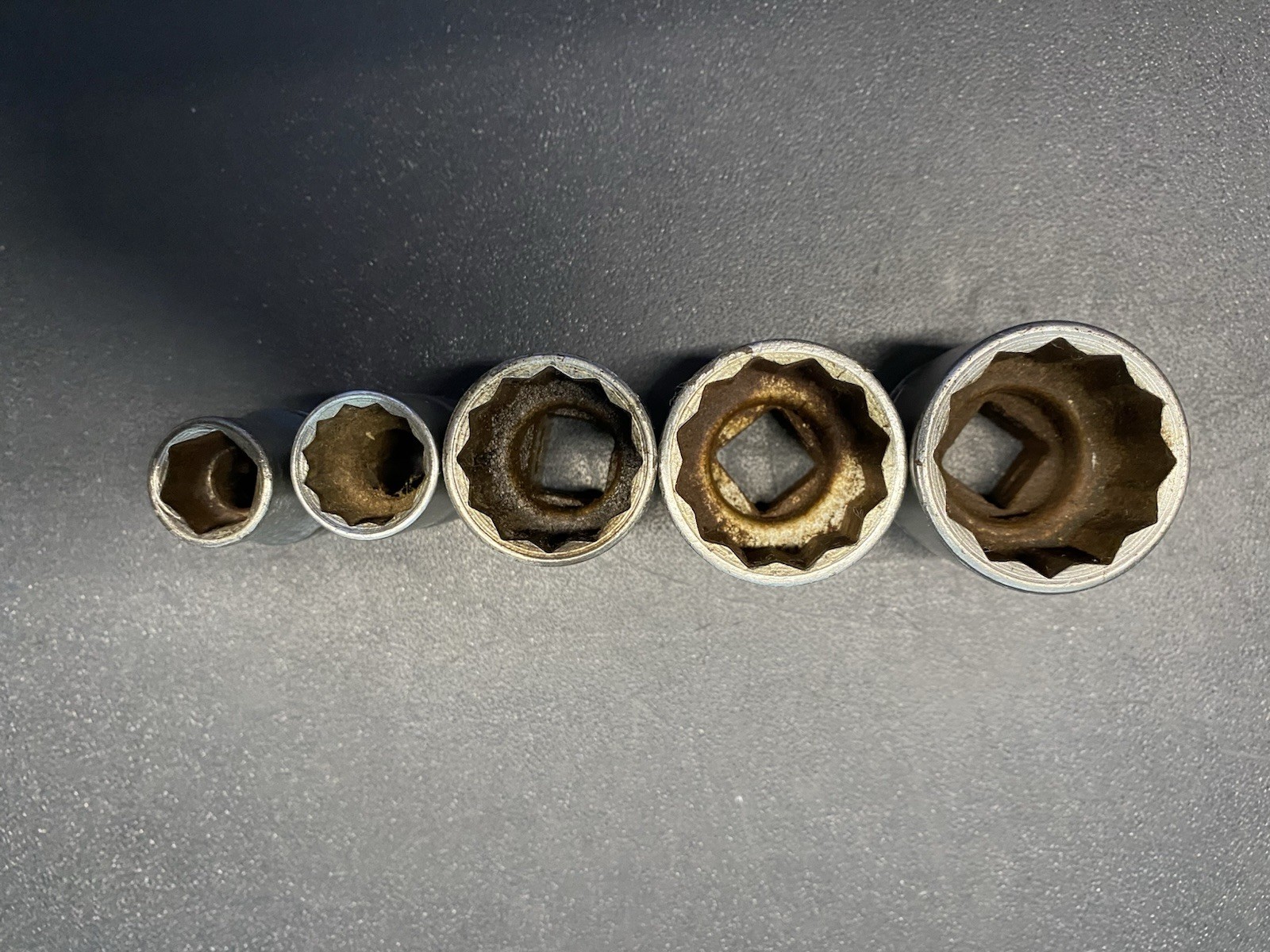 Snap On Sockets Made In Canada 1-1/16”, 1”, 7/8”, 19/32”, 1/2”