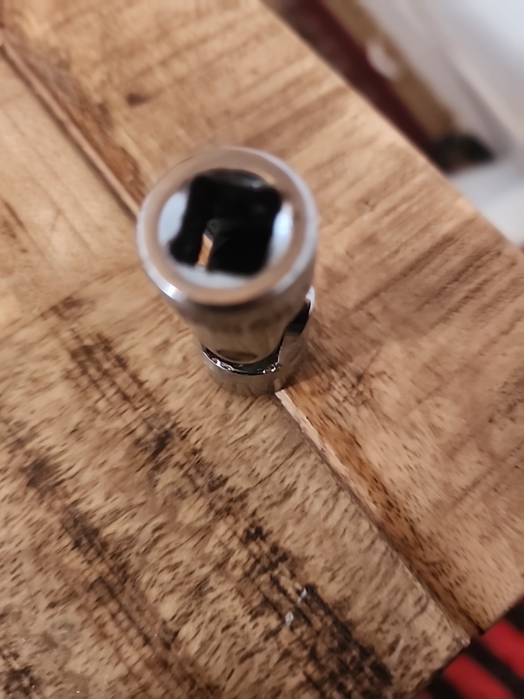 Mac XU186RA 3/8″ Drive 6 Point SAE 9/16 Shallow Universal Socket USA