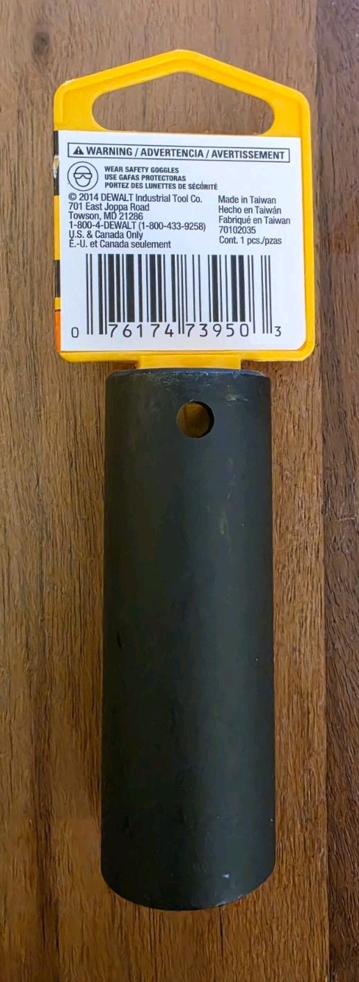 DEWALT 19mm Deep Impact Socket 1/2″ Drive 6-Point Metric DWMT73950OSP
