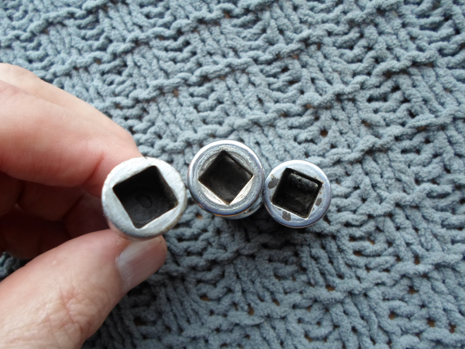 2 vintage SNAP ON 3/8″ drive SWIVEL SOCKETS – 11/16 FVU22 1/2 FS-16-A + extender
