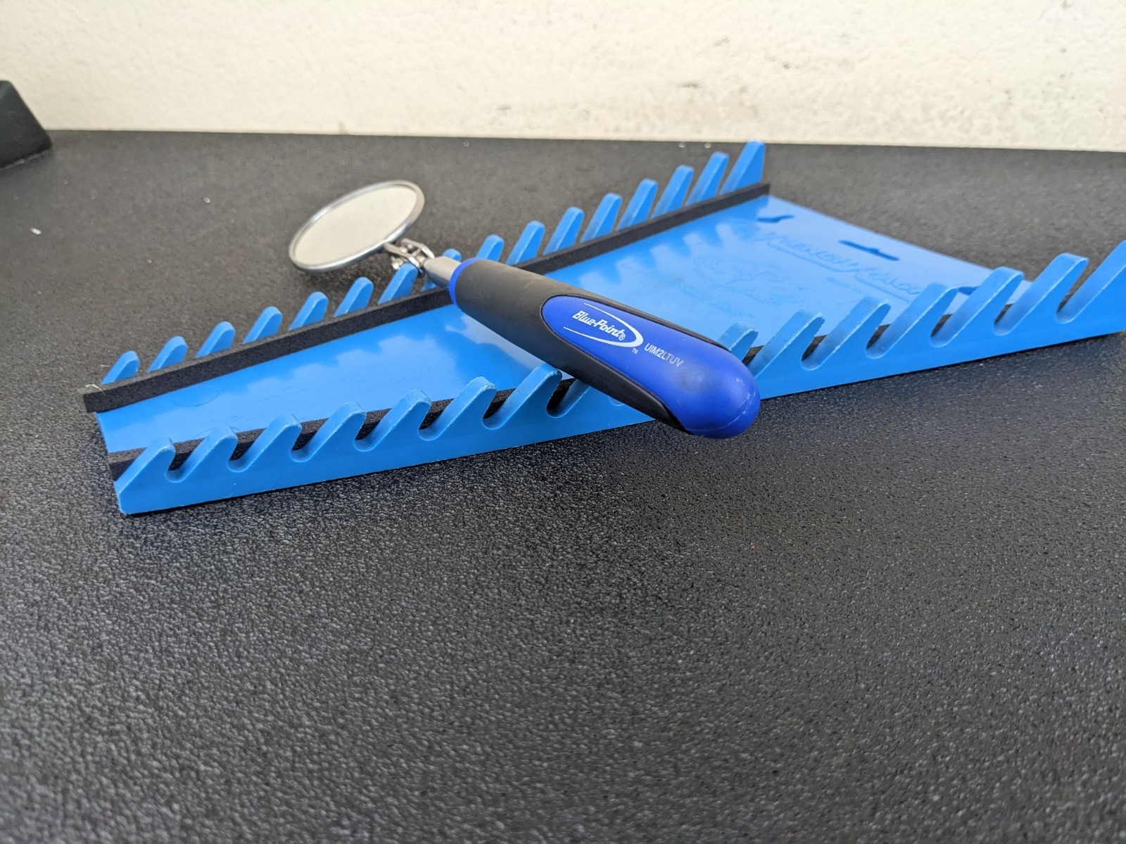 #bo654 Blue-Point Tools UIM2LTUV Telescopic Inspection Mirror