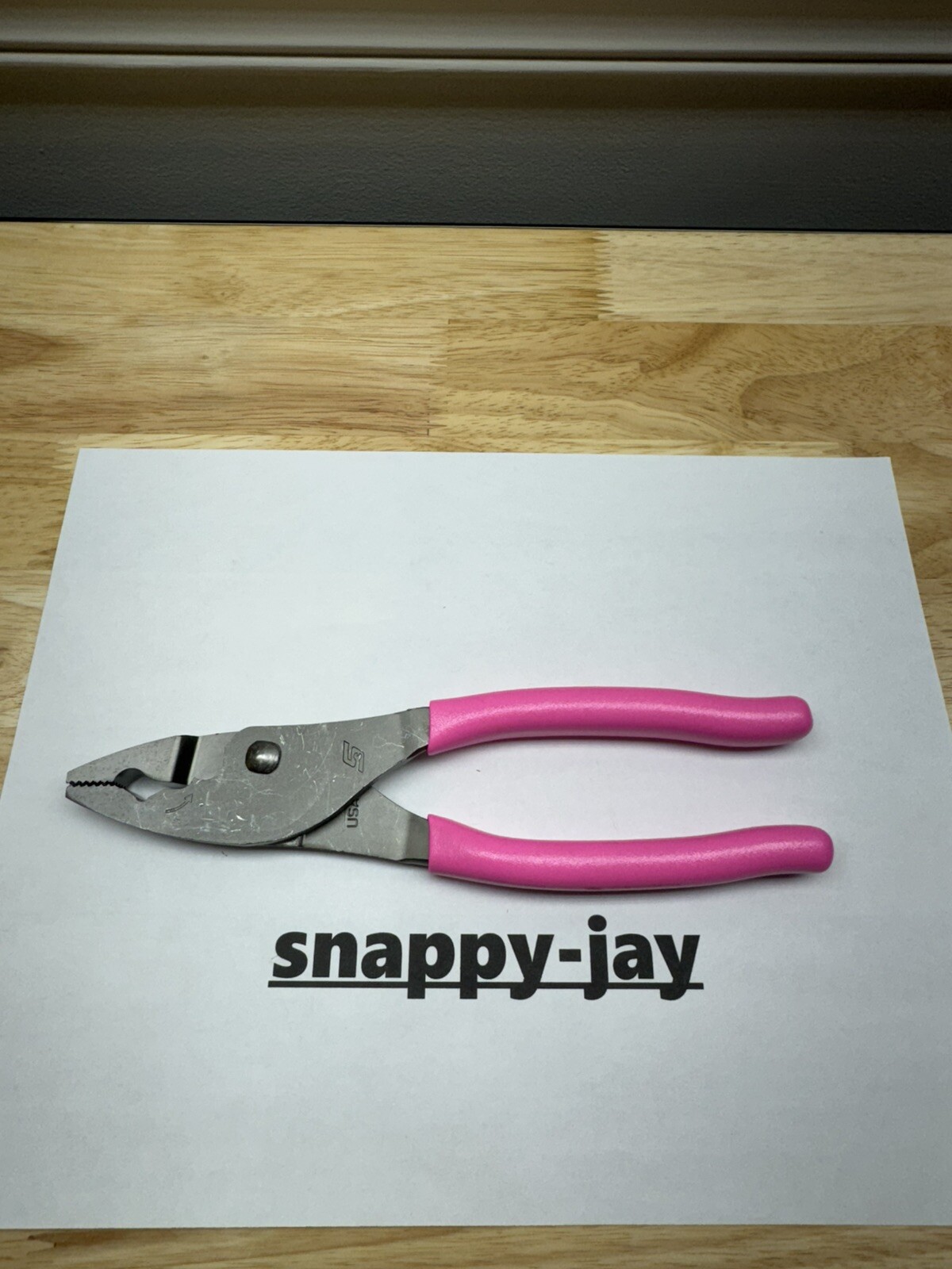 Snap-on Tools USA NEW STYLE PINK 8″ Soft Grip Flank Jaw Pliers HJ47ACFP