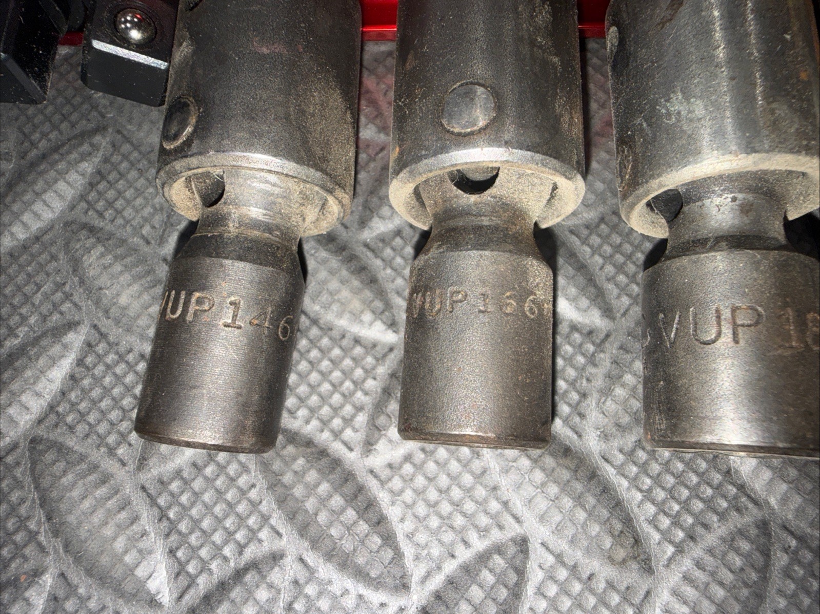 Mac Tools 7/16″ to 15/16″ 1/2″ Drive Impact Swivel Universal Joint Socket Set