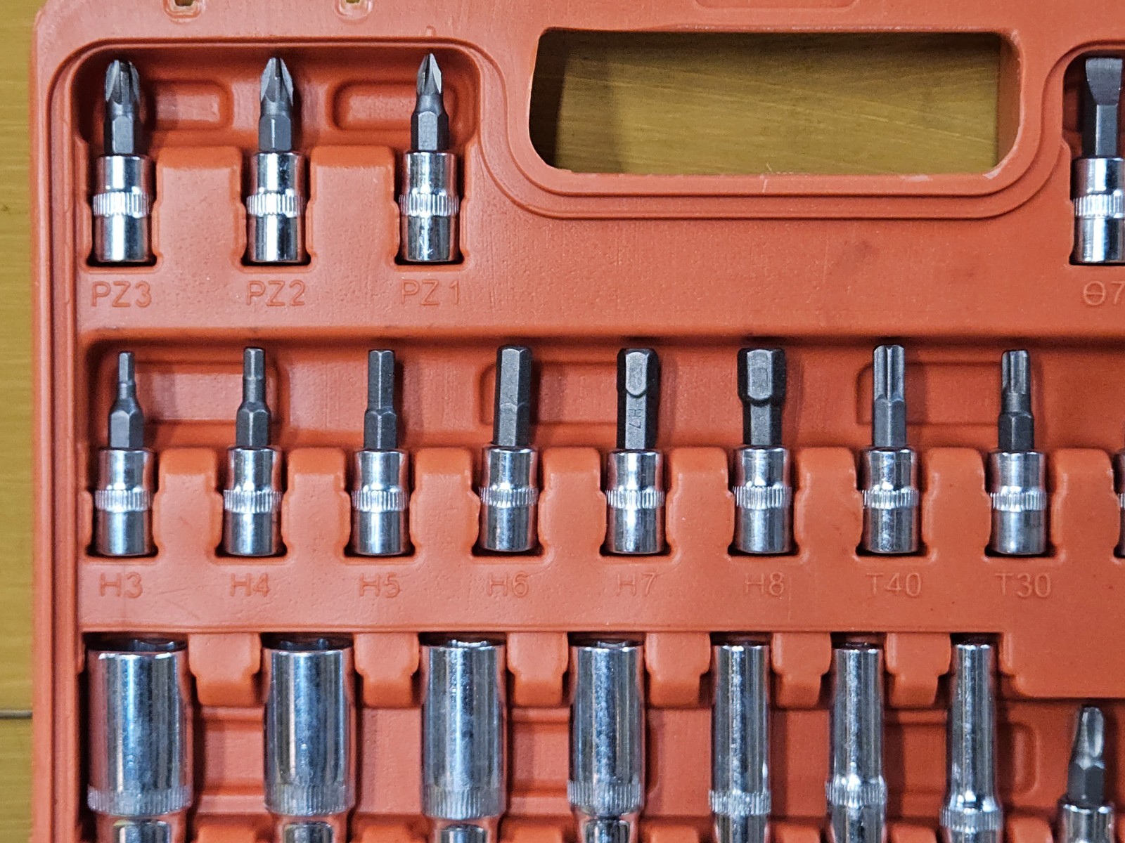 METRIC SOCKET SET 1/4″ DRIVE. BRAND NEW.