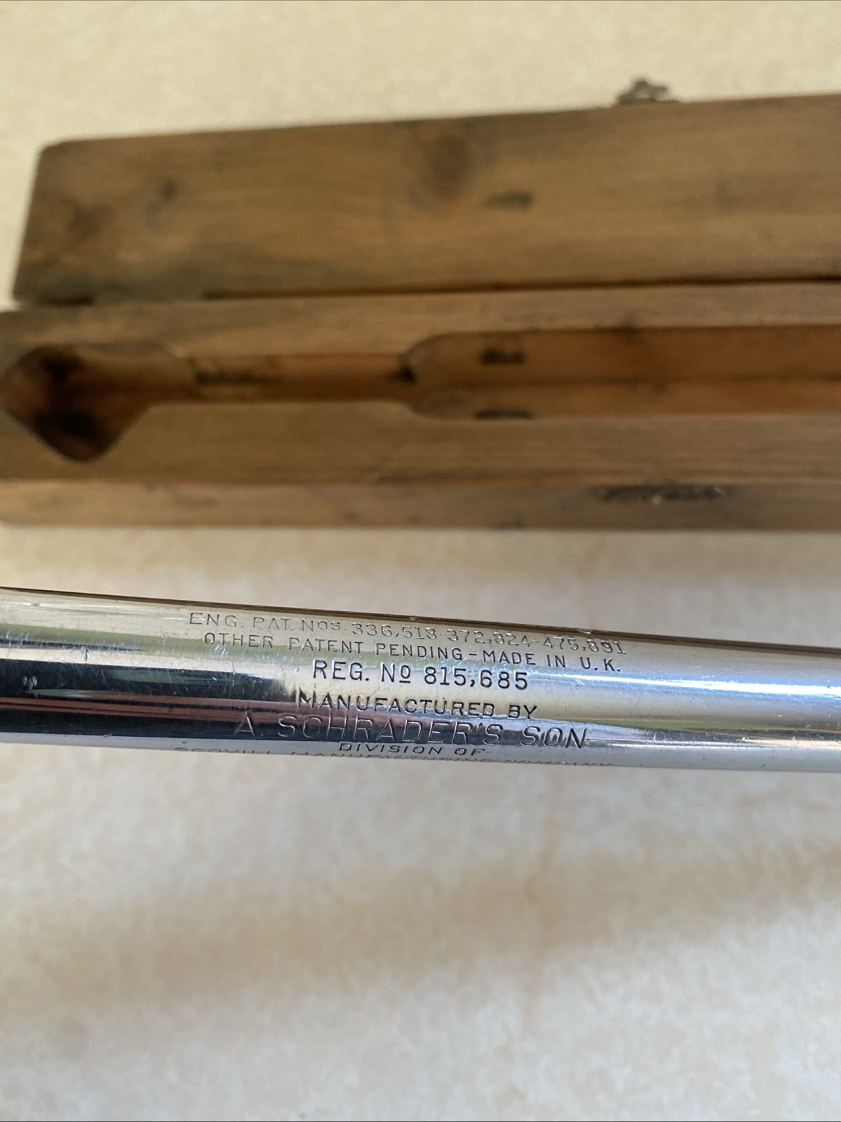 Schrader Service Tyre Gauge In Original Wooden Case Vintage Tool Classic Car