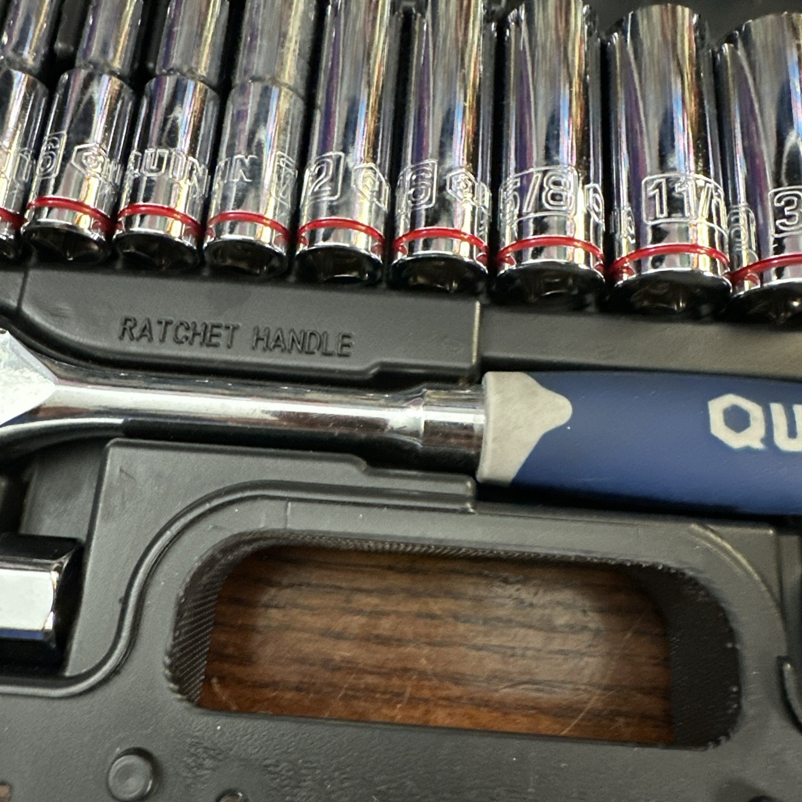 Quinn 3/8 in. Drive SAE and Metric High-Visibility Socket Set