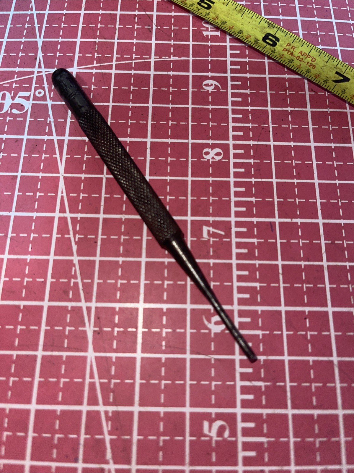LS Starrett USA 3/32 In SAE Machinist Punch Vintage L.S. Knurled Grip