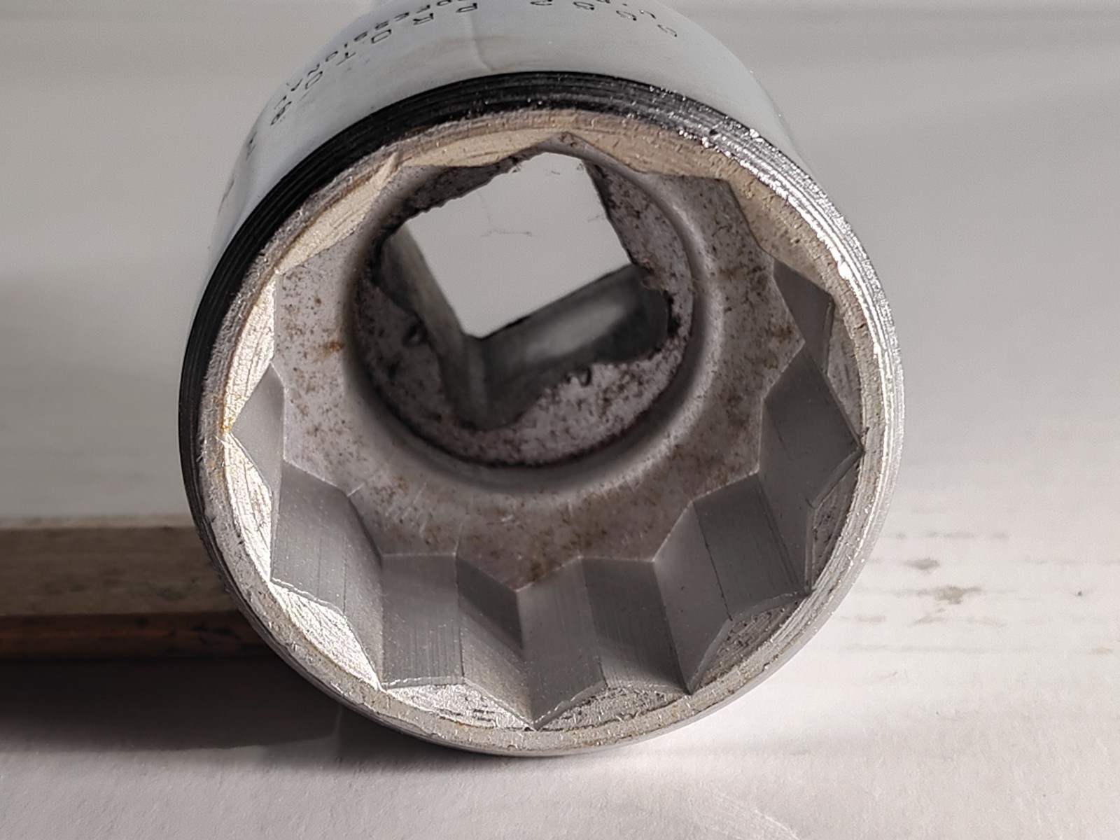 Proto Professional 5552 1-5/8″ 12 Point Socket 3/4″ Drive Made In USA