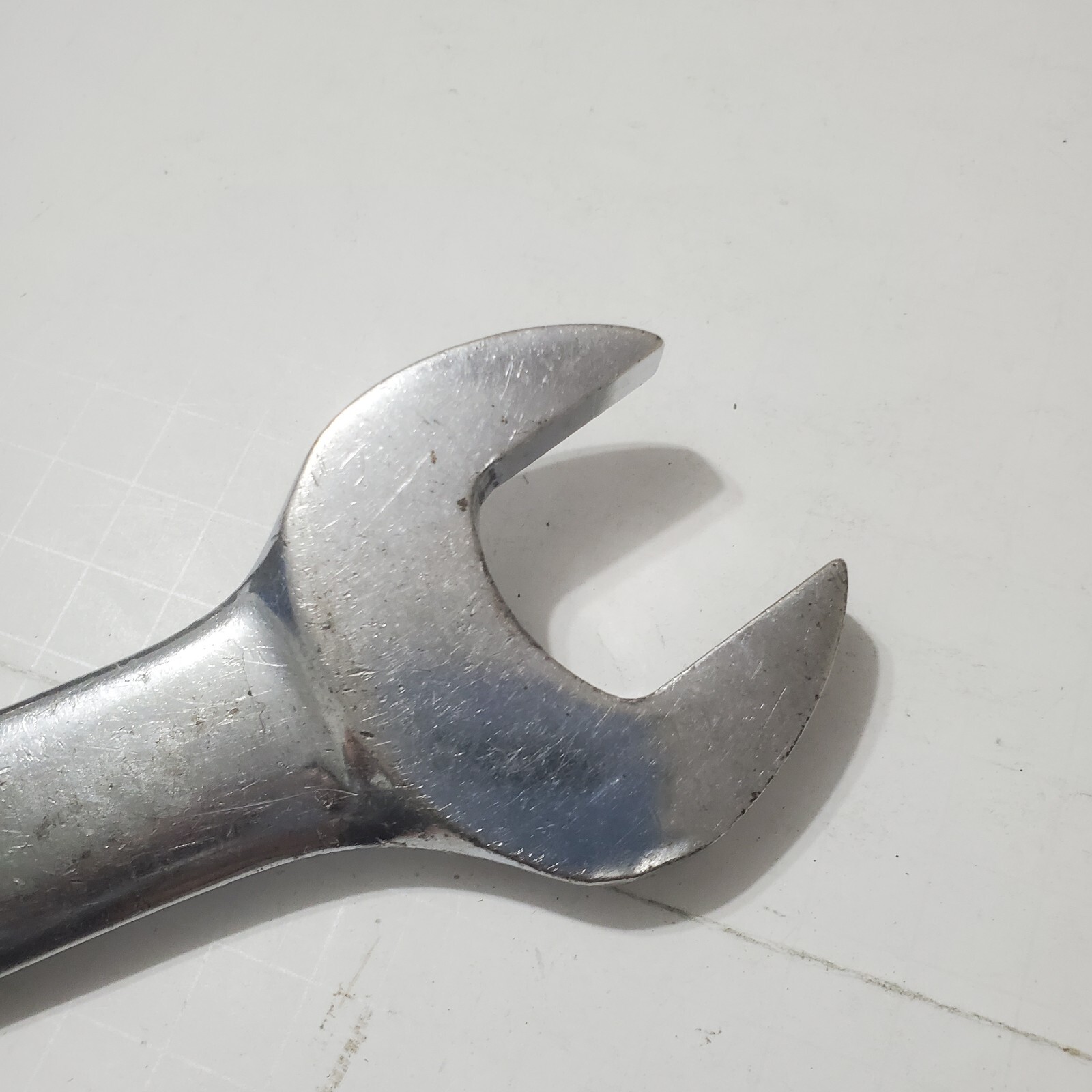 Northern Tools Large 1-1/4 Combination Wrench 12pt. SAE Chrome Finish
