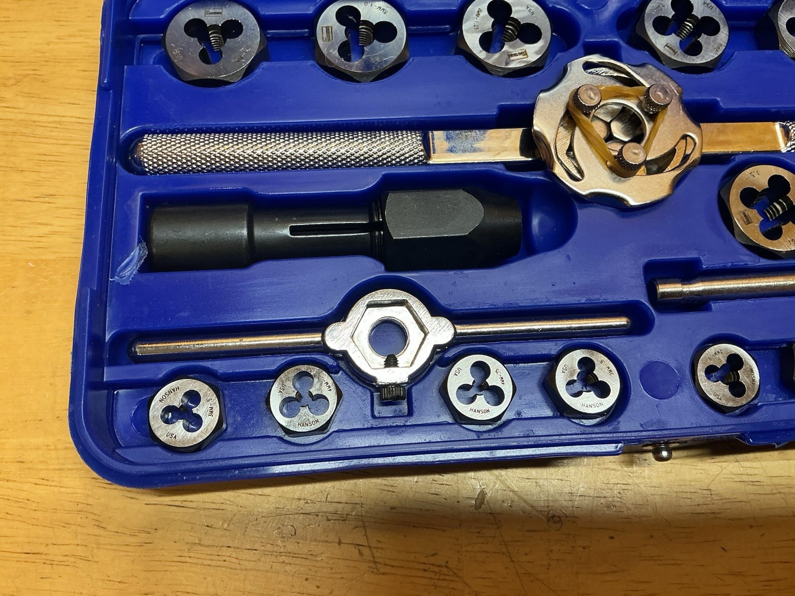 Irwin Hanson 26317 41 Pc. Metric Hex Tap & Die Set (3mm-12mm)