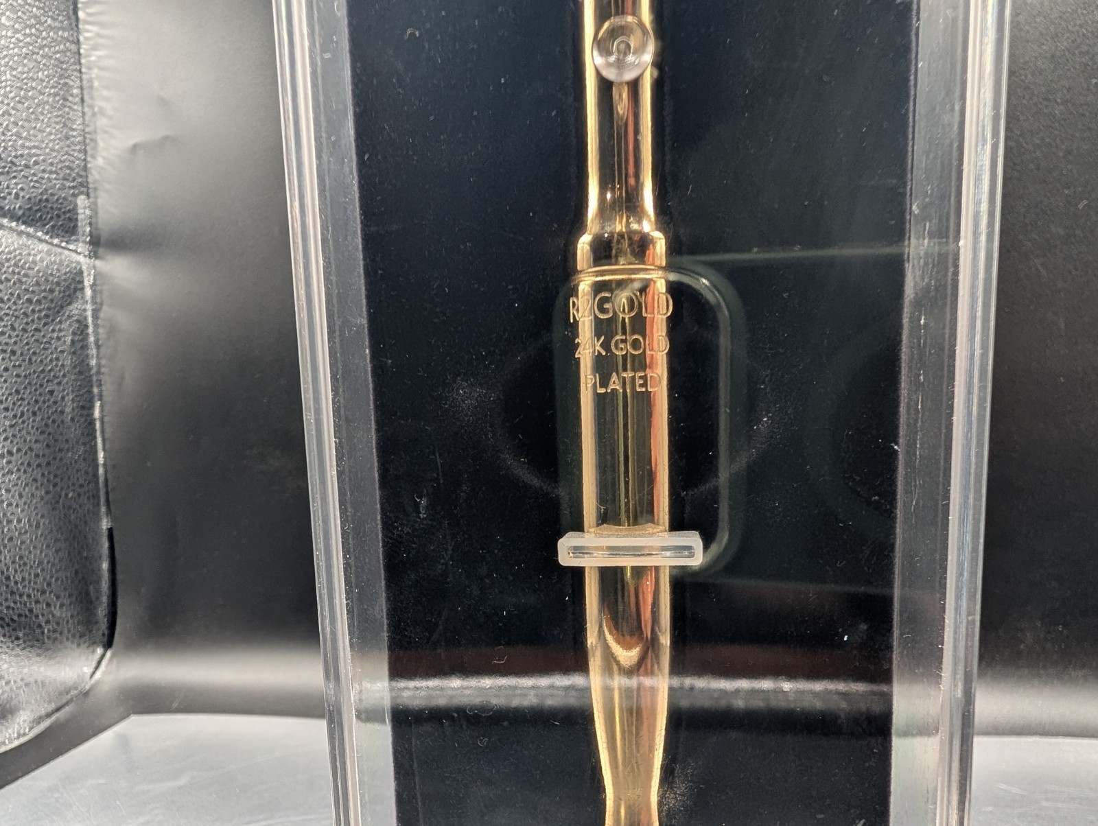 ICON 3/8” 24K Gold Plated Professional Ratchet Socket Wrench (56907).. brand new