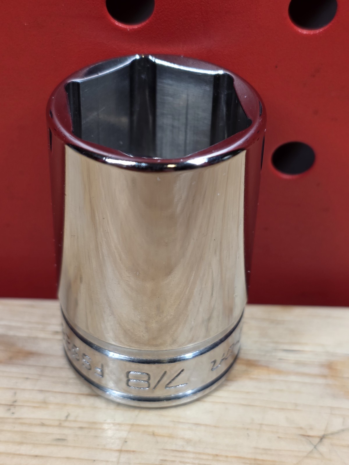 Snap-on Tools FSS281 7/8″ SAE 3/8″ Drive 6-Point Semi-Deep Chrome Socket USA