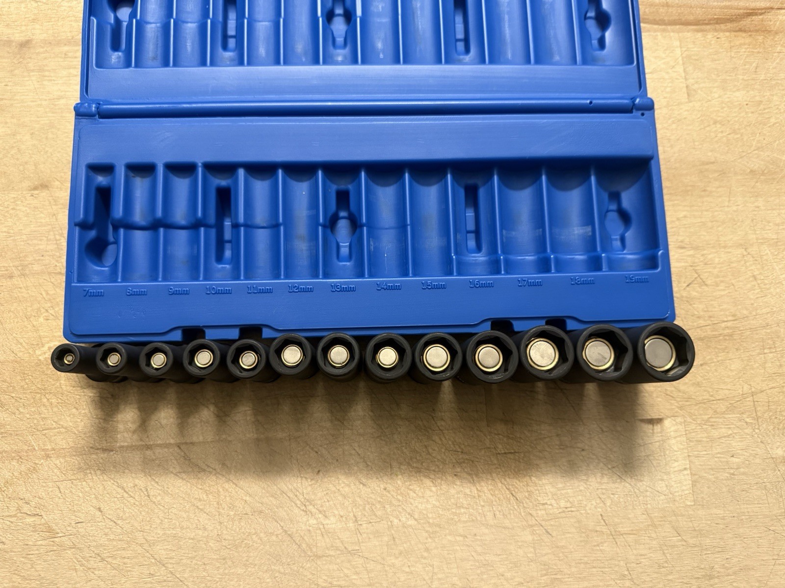 NEW Grey Pneumatic 1213MDG 3/8 Drive Metric Deep Magnetic Socket Set 13pc