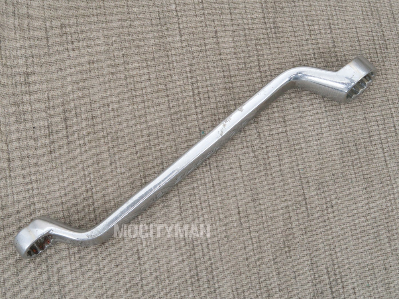 Snap On Deep Offset Box Wrench 5/16″ x 3/8″ XSO1012 USA Made