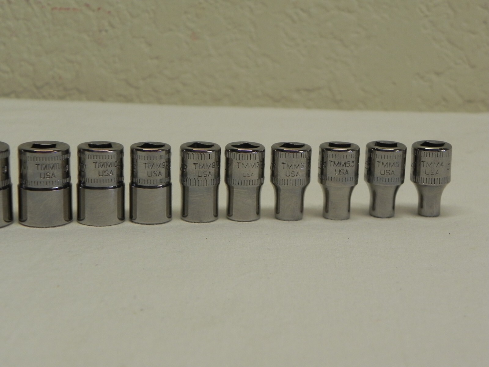Snap-On 117TMM 17 Piece 1/4″ Drive 6 Point Metric Service Starter Set w/Holder