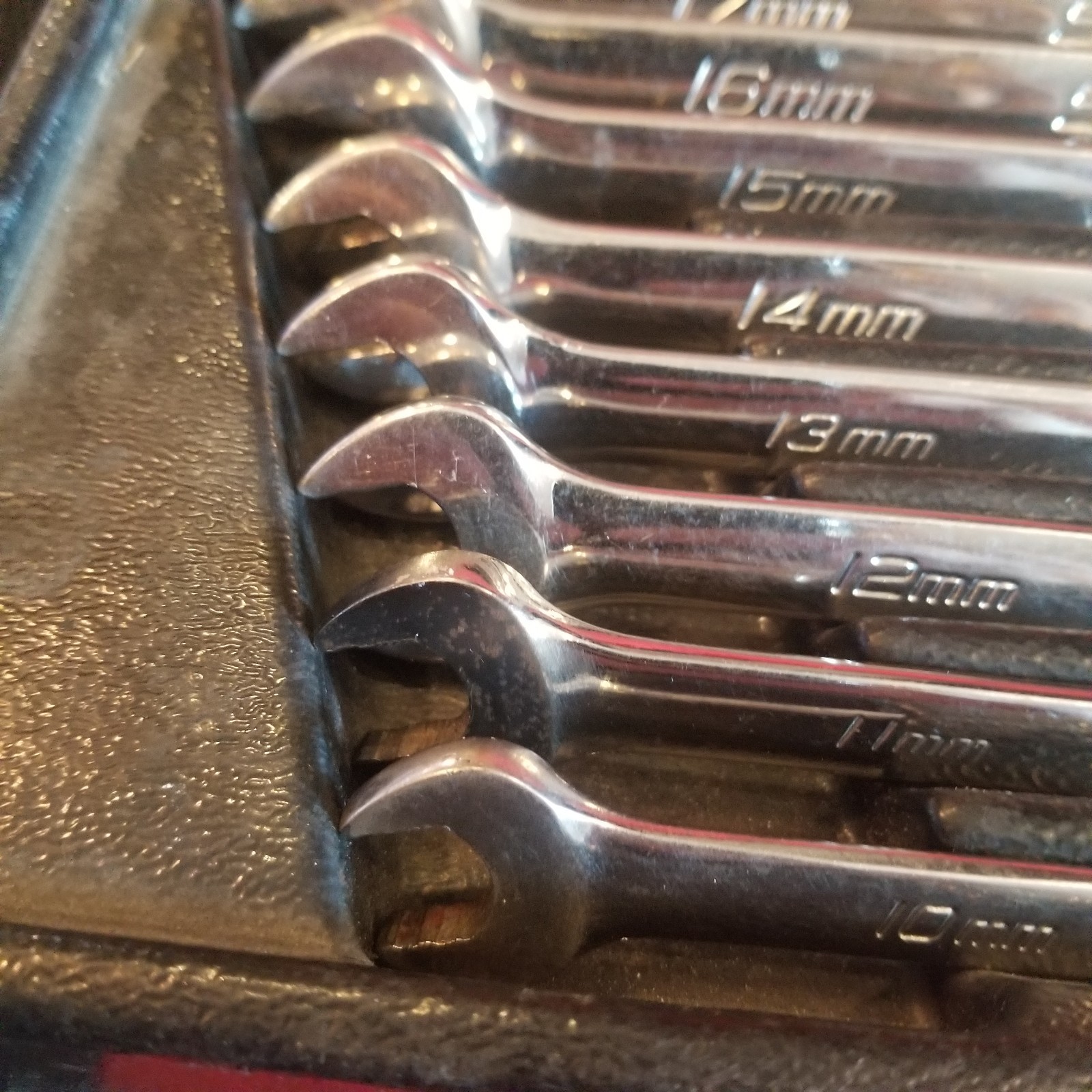 Snap On Tools USA OEXM710B 10pc Metric 10mm to 19mm Combination Wrench Set, 12PT