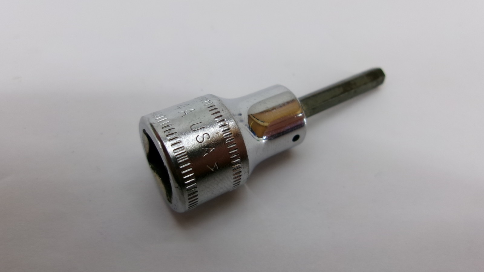 Snap-on tools USA metric 3/8″ drive 4mm Standard Hex Bit Socket FAM4A Nice!