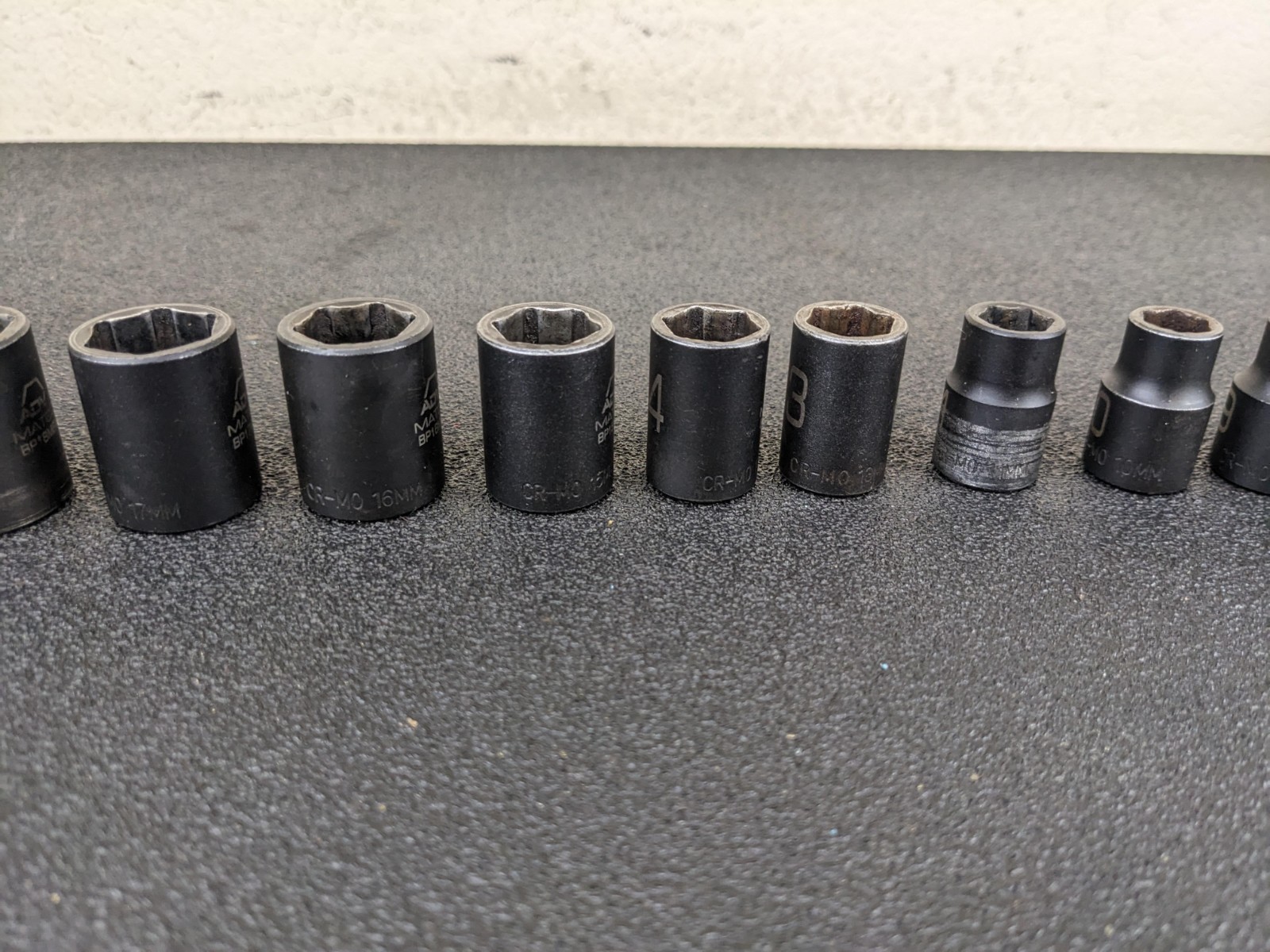 #bo195 Matco Tools ADV 3/8 Drive Short Shallow Impact Socket Metric 6 Point Set