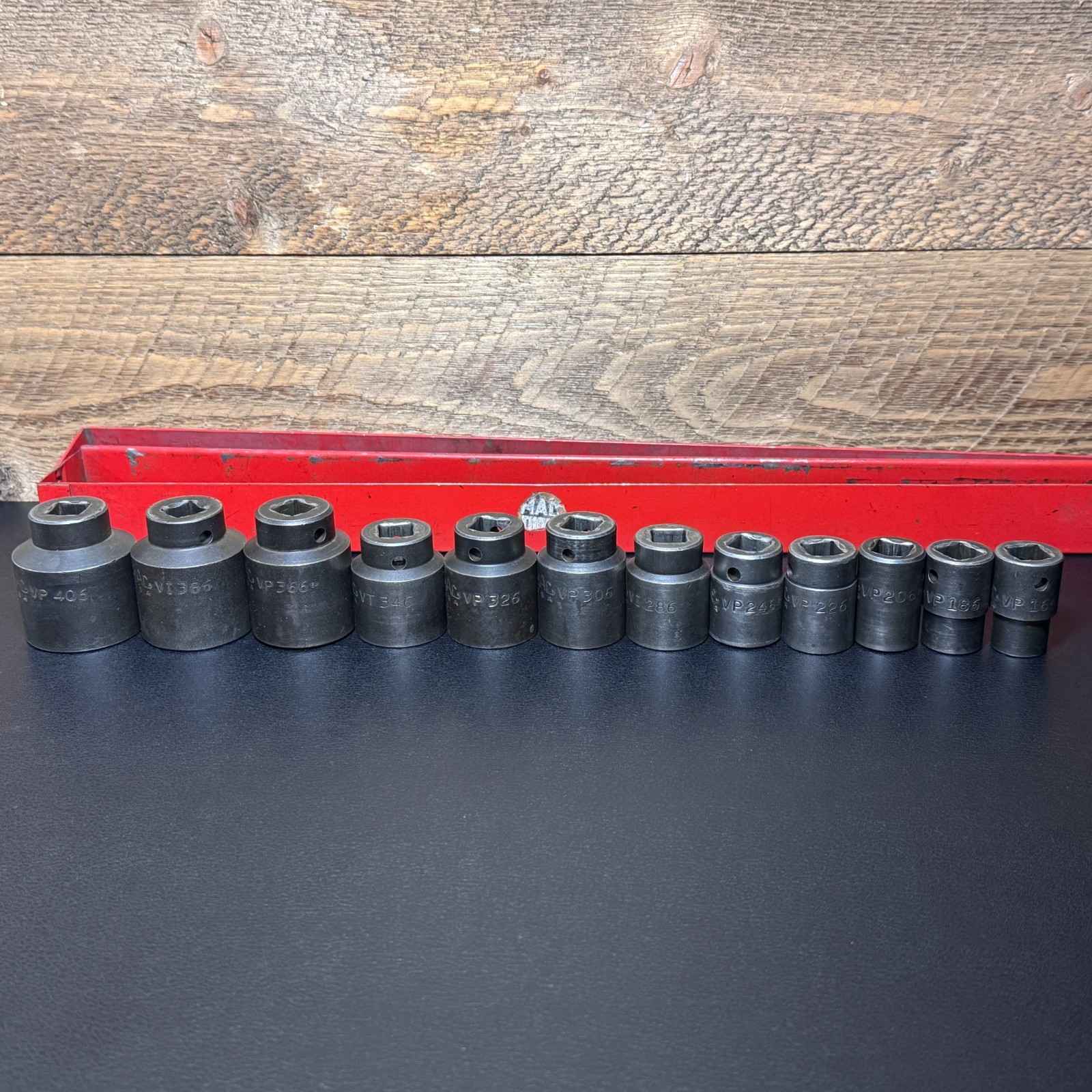 MAC Tools USA SVP156TR 1/2 Drive 6PT SAE Impact Socket Set in VT18 Tray (less 3)