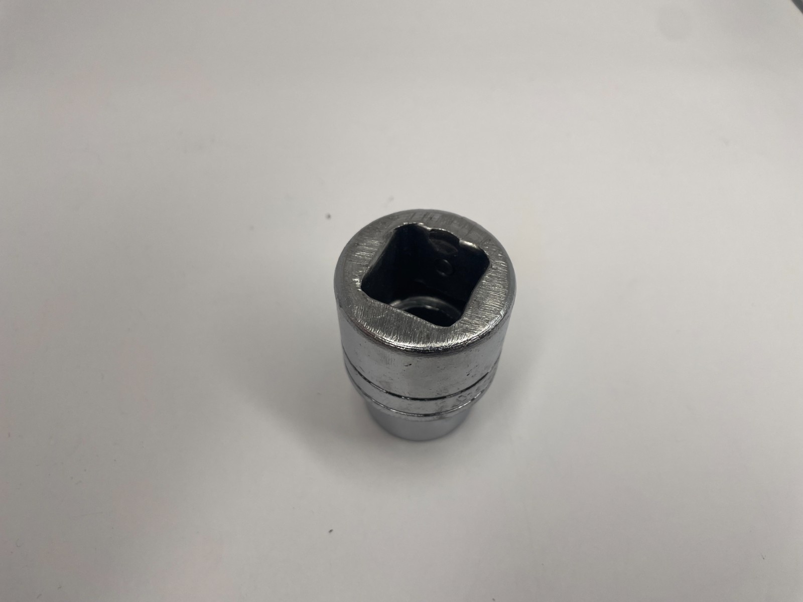 Snap On 3/4″ Drive 3/4″/19MM 12PT SAE Shallow Chrome Socket USA LDH242