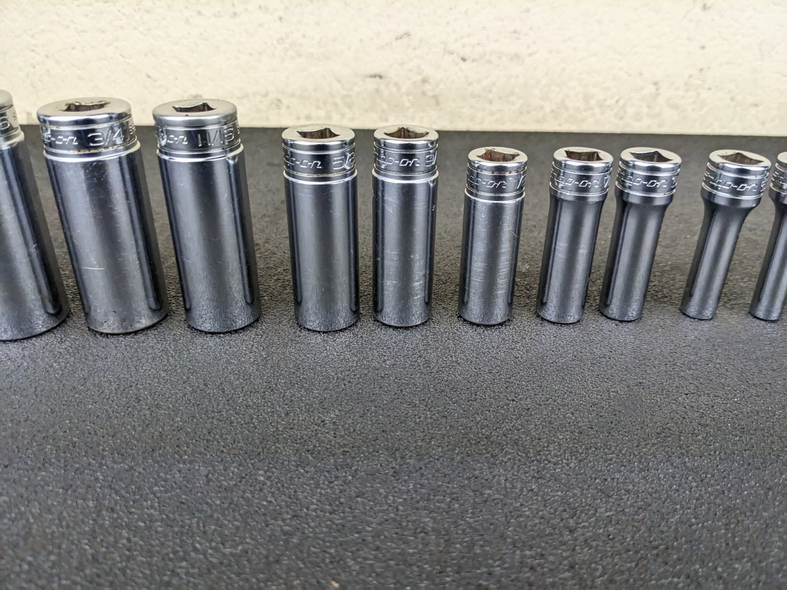 #bn942 Snap-on 211SFSY 1/4″ 7/8″ SAE 11-Piece 3/8″ Drive 6-Point Deep Socket Set