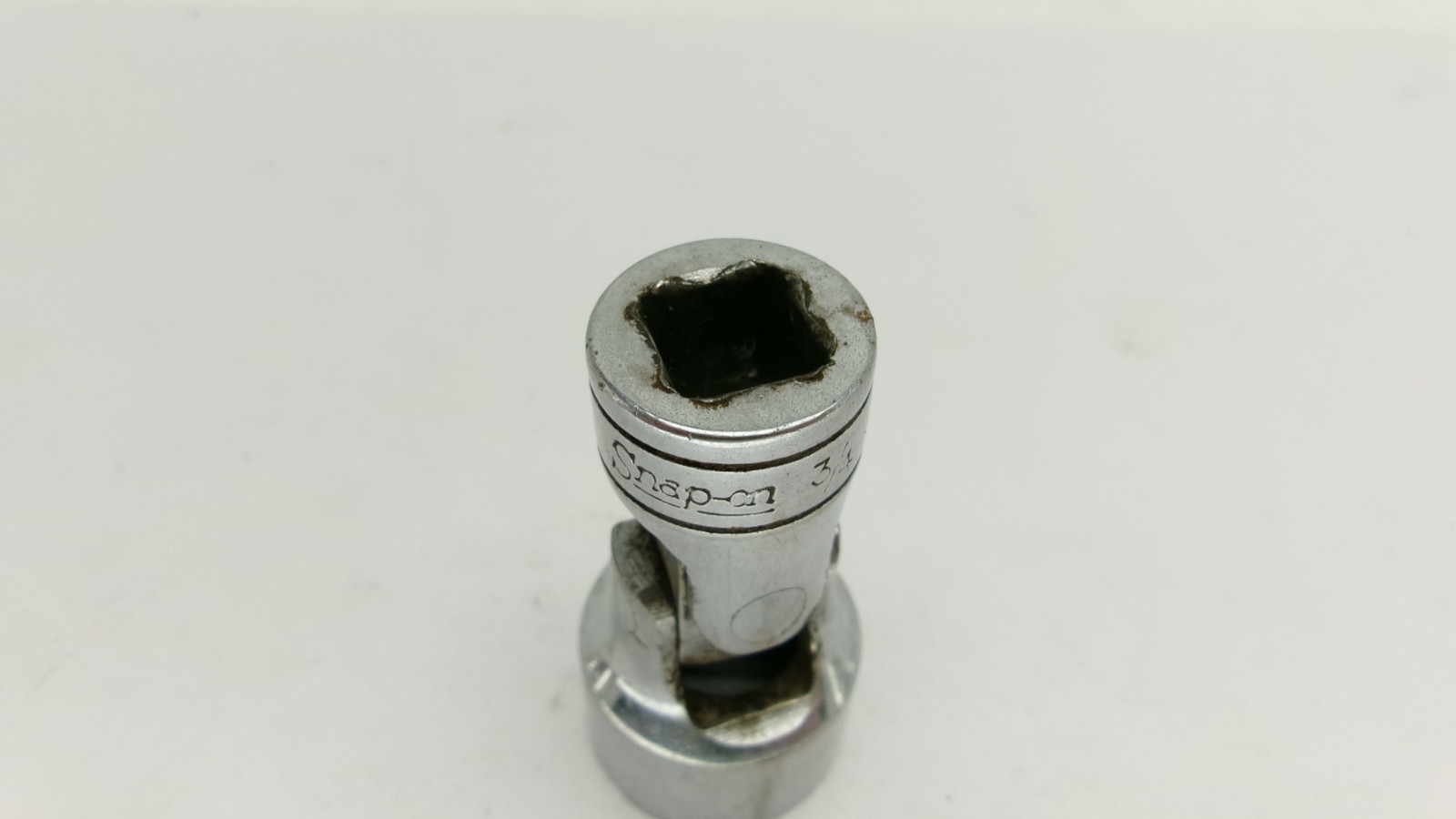 Snap-on tools USA 3/8 drive 3/4″ SAE 6 point Swivel Socket FS24