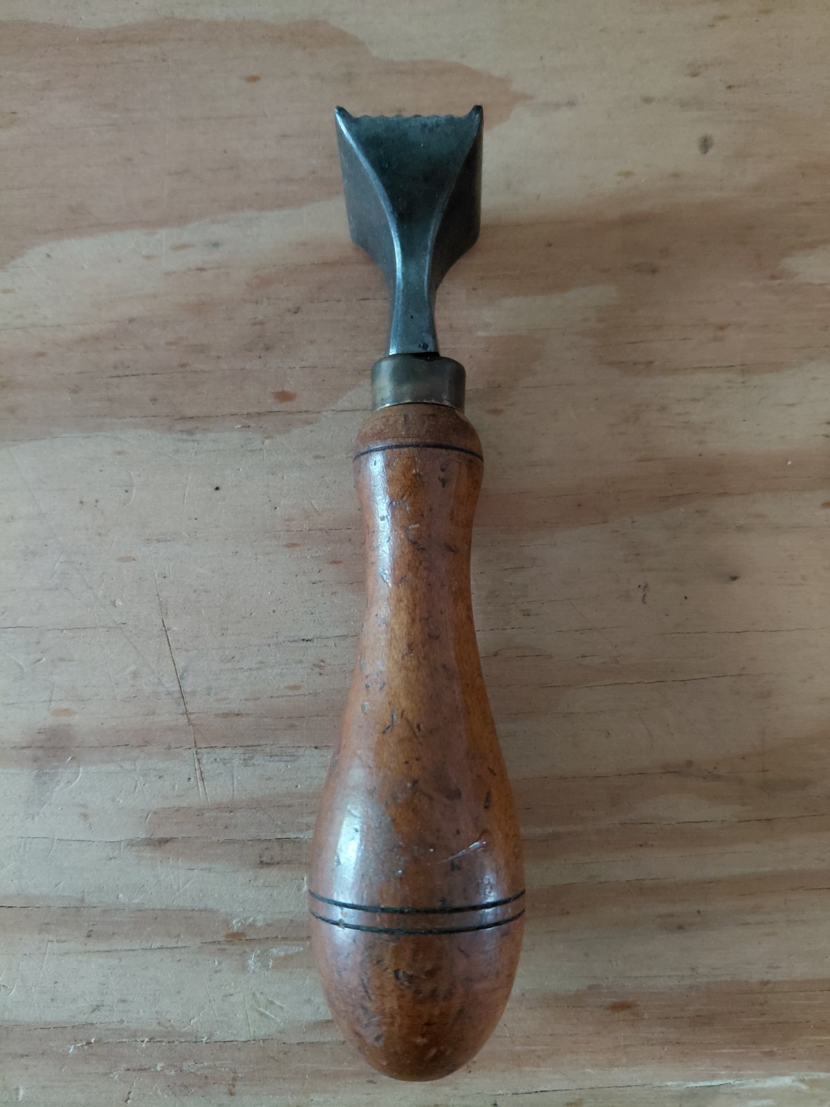 Vintage tack puller lifter wooden handle