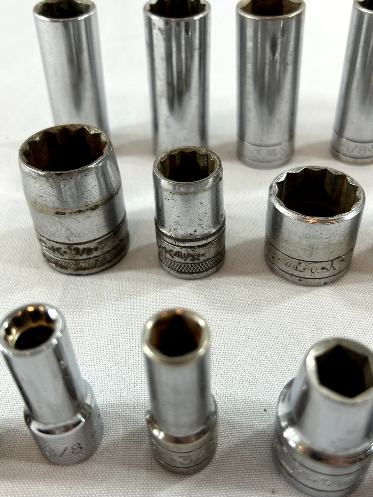 Lot of S-K Sockets – 29 Pieces – All different types 26 3/8 Drive- 1/2 Drive