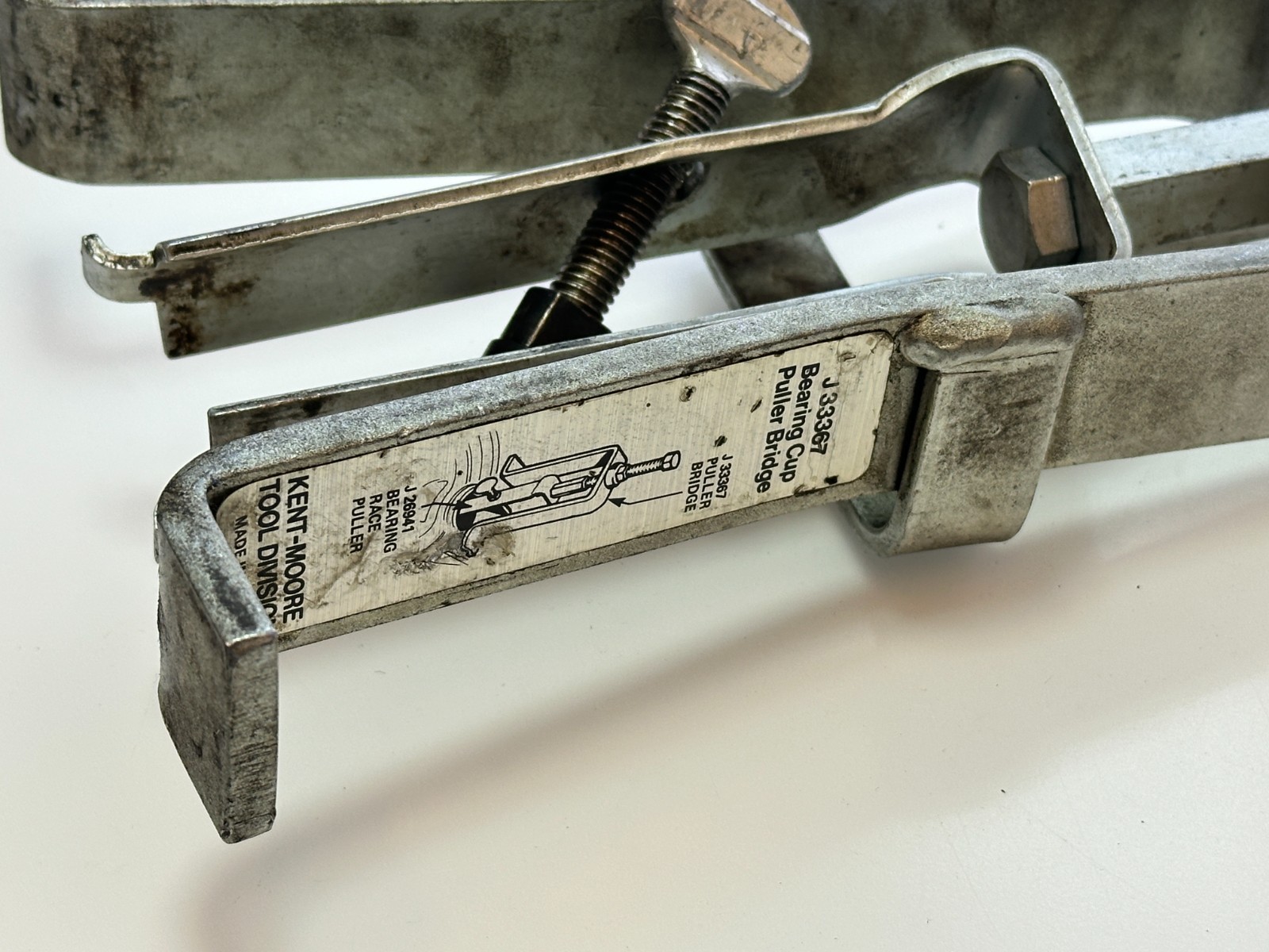 Kent-Moore Tools USA KM J-33367 Bearing Cup Puller Bridge